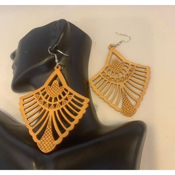 Wooden Fashion Earrings  - Picture 3 of 3